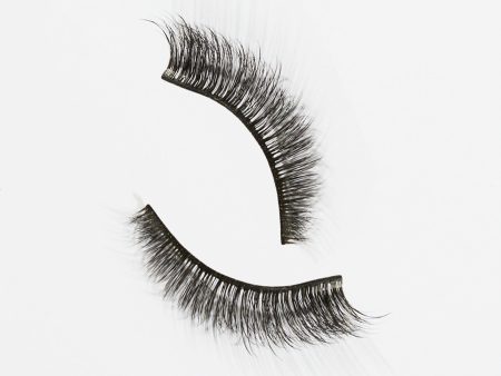 Wink Fluttery False Lashes Supply