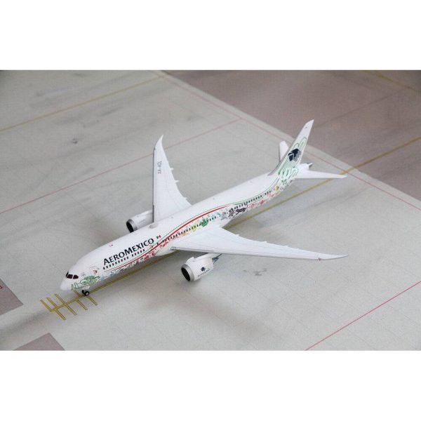 1 200 Aeromexico B7879 on Sale