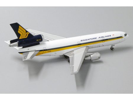 1 400 Singapore Airlines DC1030 9VSDC For Sale