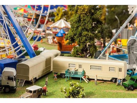 HO Fairground Caravan Set II Online